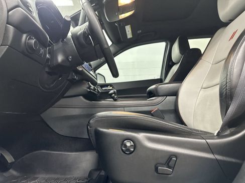 Used 2024 Dodge Durango GT AWD/4WD image 27
