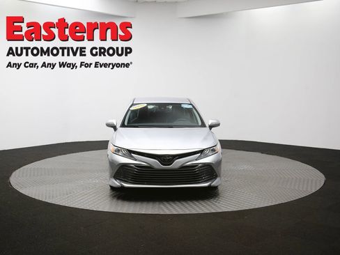 Used 2019 Toyota Camry XLE image 46