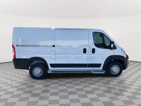 Used 2025 RAM ProMaster 2500 w/ U-Haul Equipment Group FWD image 2