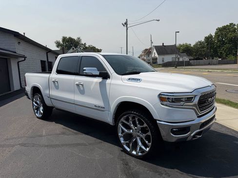 Used 2021 RAM 1500 Limited AWD/4WD image 6