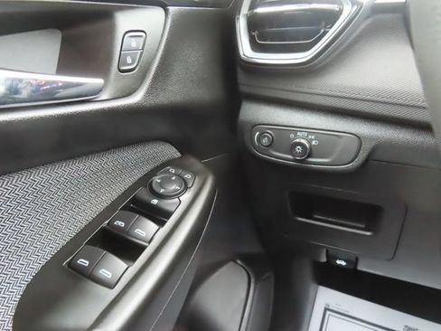 Certified 2024 Chevrolet TrailBlazer LT AWD/4WD image 29