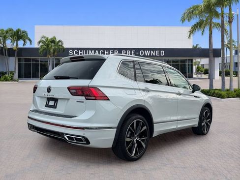 Certified 2024 Volkswagen Tiguan SEL R-Line AWD/4WD image 7