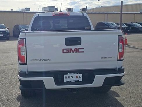 Used 2018 GMC Canyon Denali image 7