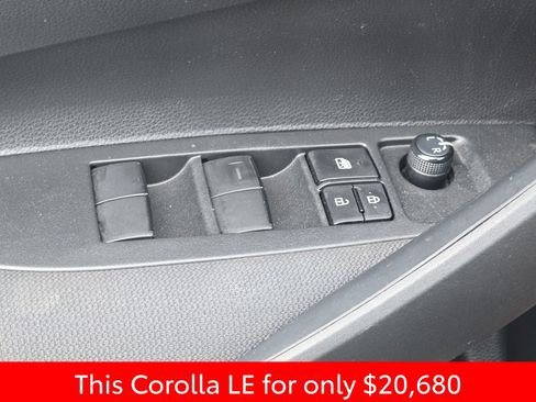 Used 2023 Toyota Corolla LE FWD image 33