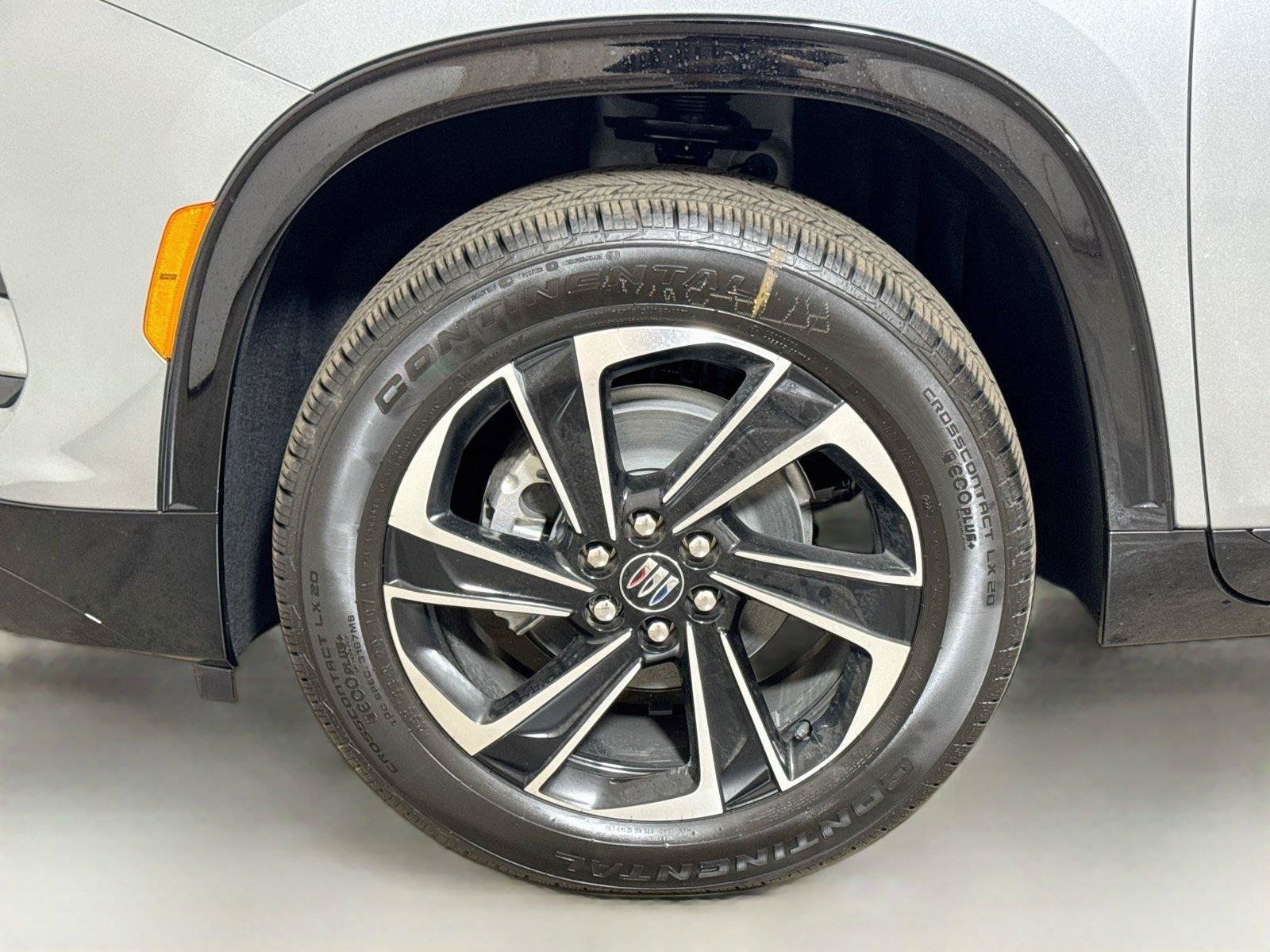 New 2027 Buick Enclave Sport Touring w/ Power Package FWD image 19