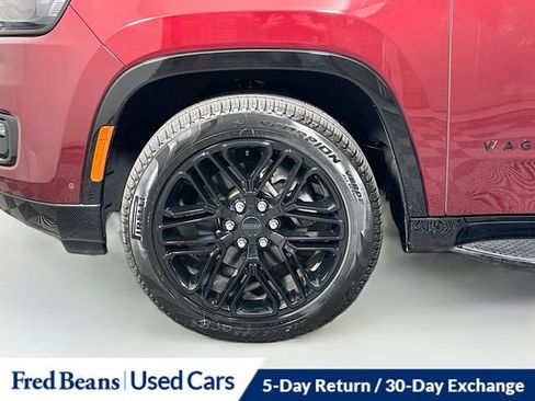Used 2025 Jeep Wagoneer Series II w/ Premium Group I AWD/4WD image 41