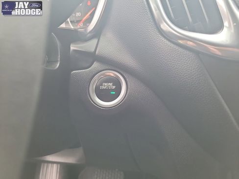 Used 2022 Chevrolet Equinox LT image 22