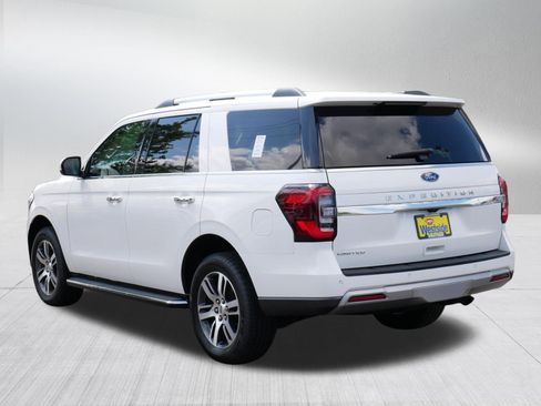 Used 2023 Ford Expedition Limited AWD/4WD image 5