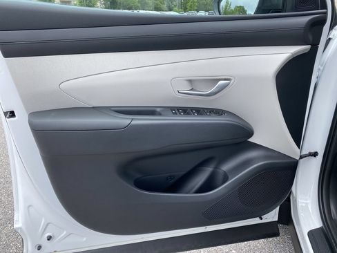 New 2026 Hyundai Tucson SEL FWD image 17