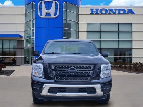 Used 2022 Nissan Titan SV w/ Accessory Utility Package image 6