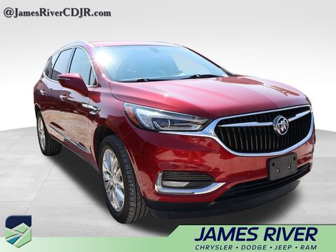Used 2020 Buick Enclave Essence w/ Trailering Package, 5000 lbs. FWD image 13