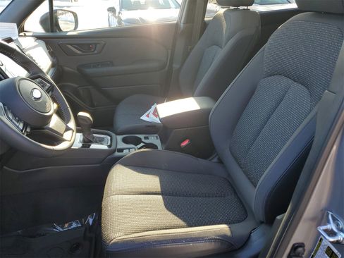 Used 2025 Subaru Forester Premium image 17