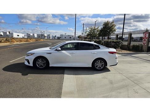 Used 2019 Kia Optima LX image 8