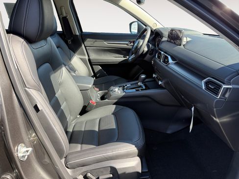 New 2025 MAZDA CX-5 AWD 2.5 S w/ Preferred Package image 19