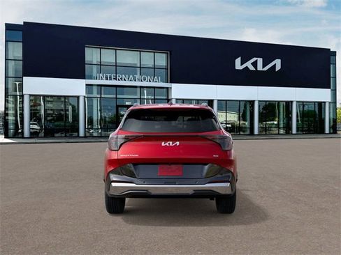New 2026 Kia Sportage SX image 5