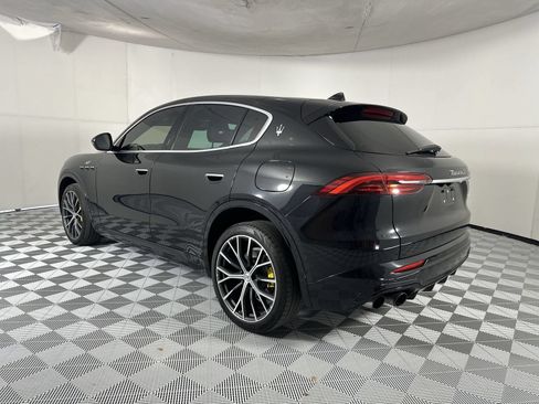 Used 2023 Maserati Grecale Modena AWD/4WD image 6