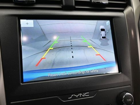 Certified 2019 Ford Fusion SE FWD image 14