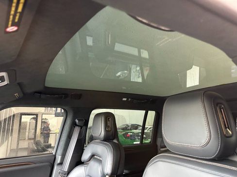 Used 2026 Rivian R1S Premium AWD/4WD image 10