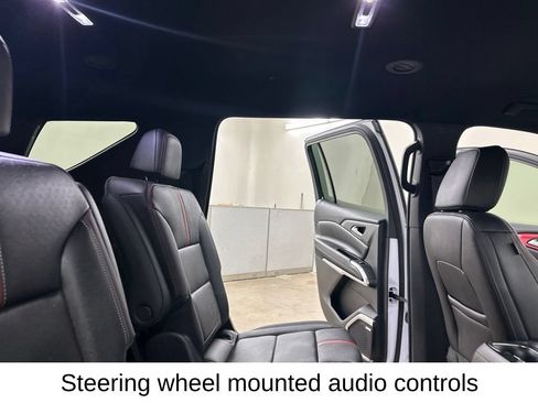 Used 2025 Chevrolet Traverse RS w/ LPO, Floor Liner Package FWD image 26
