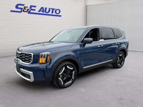 Used 2024 Kia Telluride S w/ S Sunroof Package AWD/4WD image 1