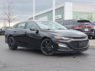 Used 2023 Chevrolet Malibu LT w/ Midnight Edition video 2