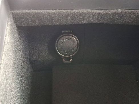 Used 2019 Subaru Legacy 2.5i Sport AWD/4WD image 36