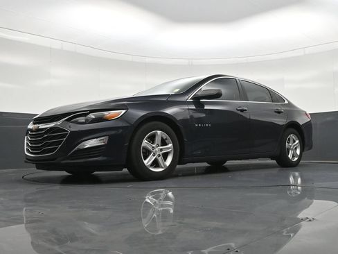 Used 2023 Chevrolet Malibu LS FWD image 23