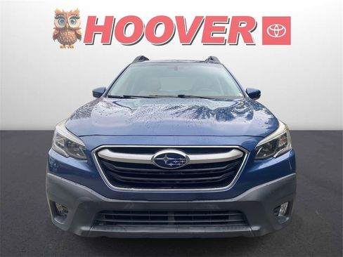 Used 2020 Subaru Outback Premium image 7