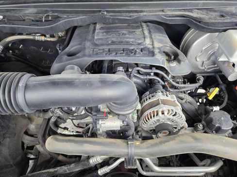 Used 2020 RAM 1500 Limited w/ Advanced Safety Group RWD image 32