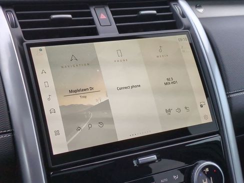 New 2026 Land Rover Discovery Limited Edition image 29