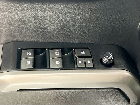 Used 2023 Toyota Tacoma Limited RWD image 16