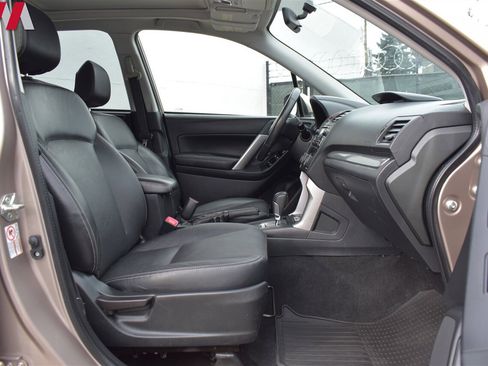 Used 2015 Subaru Forester 2.5i Limited image 23