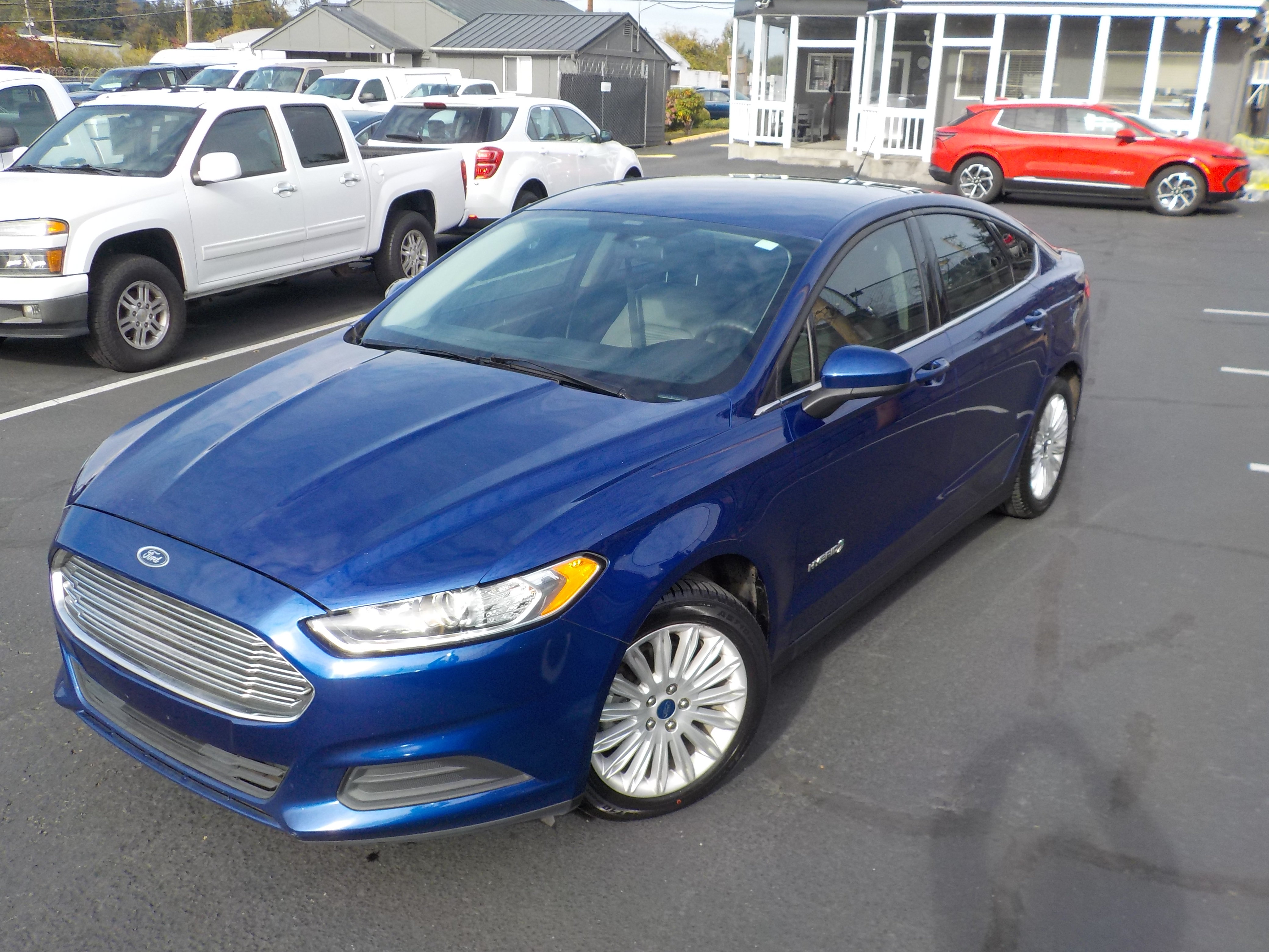 Used 2016 Ford Fusion S FWD image 4