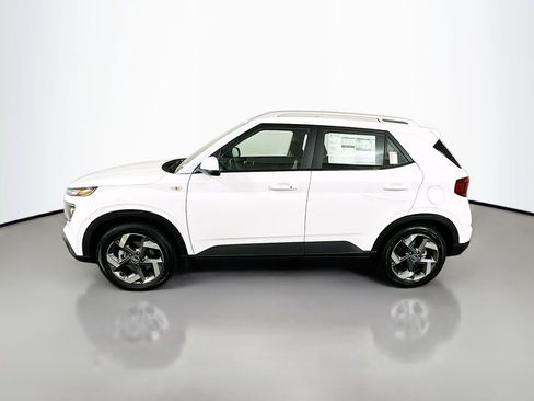 New 2026 Hyundai Venue SEL FWD image 8