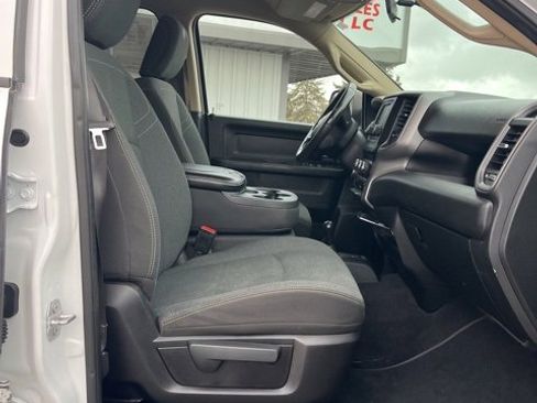 Used 2019 RAM 2500 Tradesman image 31