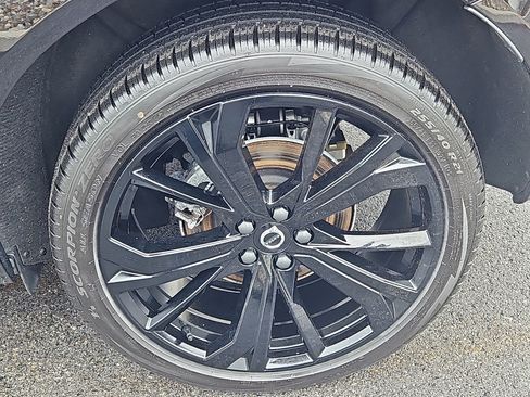 Used 2025 Volvo XC60 B5 Ultra image 31