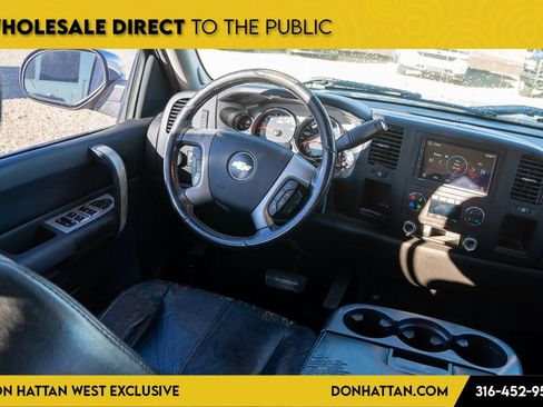 Used 2009 Chevrolet Silverado 1500 LT w/ Texas Edition image 12