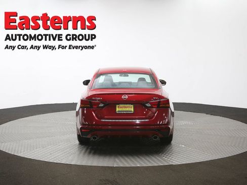 Used 2023 Nissan Altima 2.5 SV w/ SV Premium Package image 37