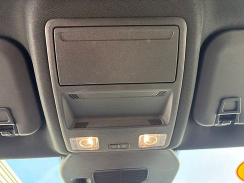 Used 2025 Ford Escape ST-Line AWD/4WD image 26