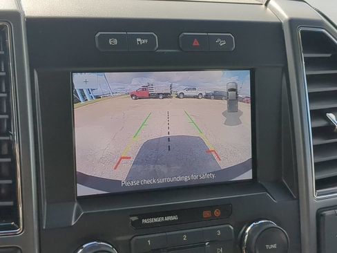 Certified 2022 Ford F350 XLT w/ XLT Premium Package AWD/4WD image 18
