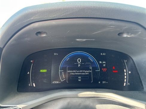 Used 2025 Toyota Camry SE image 20