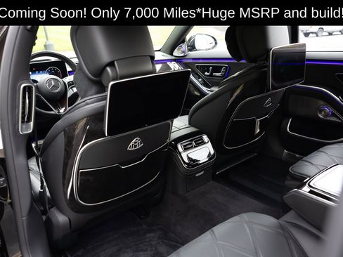 Used 2021 Mercedes-Benz Maybach S 580 4MATIC image 9
