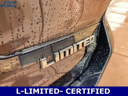 Used 2023 Jeep Grand Cherokee L Limited w/ Luxury Tech Group II image 10