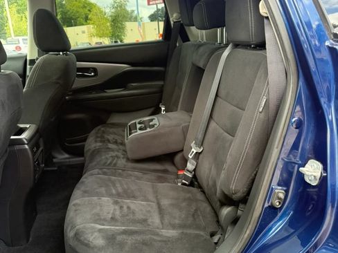 Used 2019 Nissan Murano SV AWD/4WD image 12
