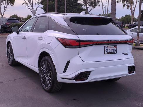 Used 2023 Lexus RX 500h F Sport image 8