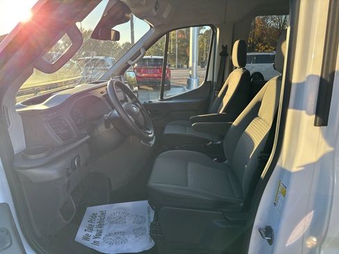 Used 2022 Ford Transit 350 XLT image 8