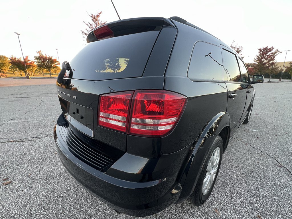 Used 2017 Dodge Journey SE FWD image 5