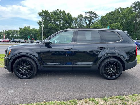 Used 2022 Kia Telluride EX w/ EX Premium Package AWD/4WD image 2