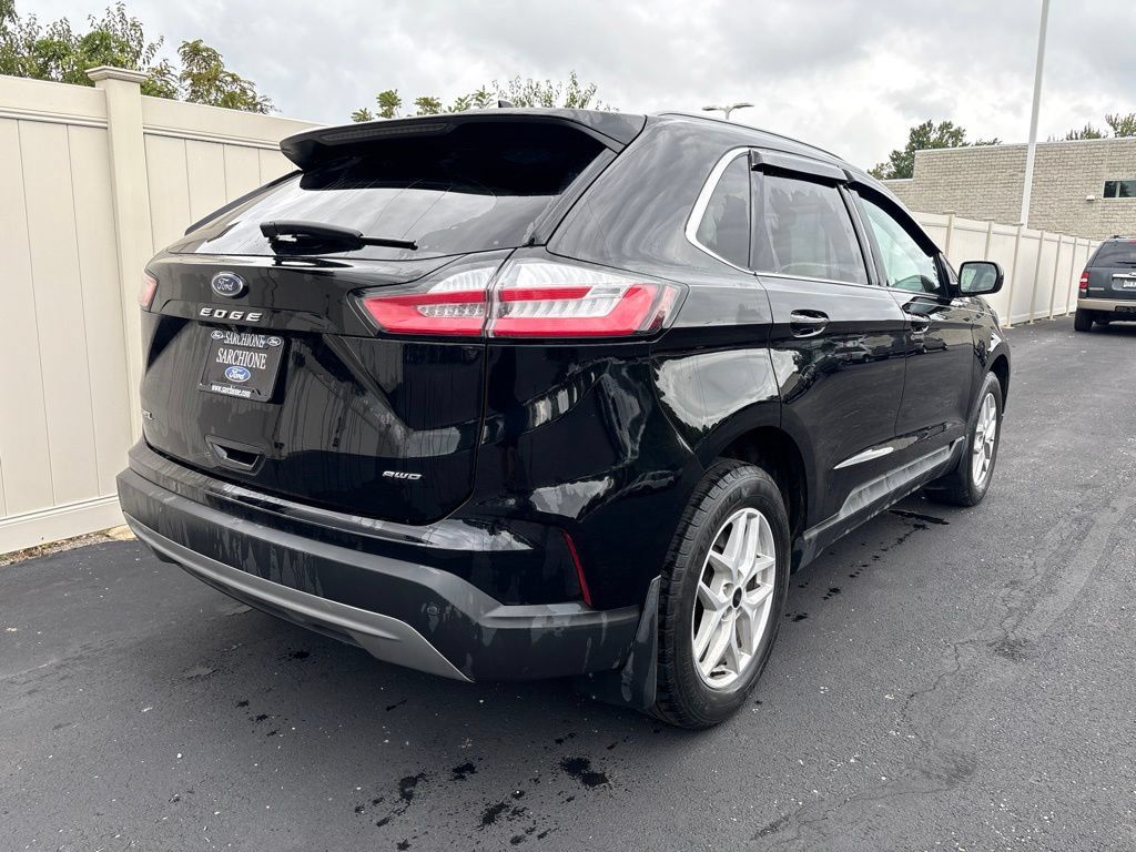Used 2023 Ford Edge SEL AWD/4WD image 3
