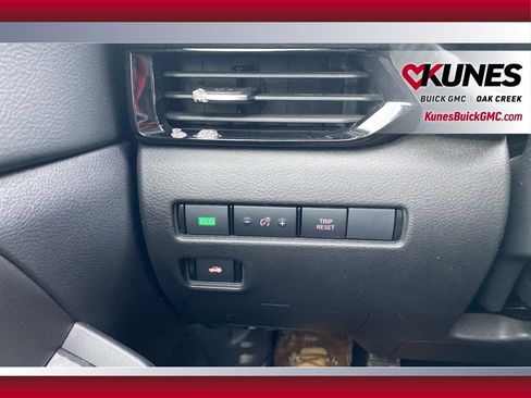 Used 2024 Nissan Sentra SV image 17